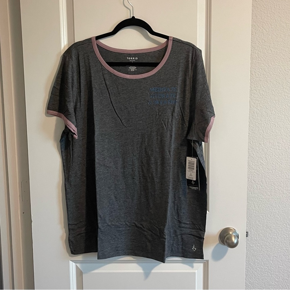 Torrid Charcoal Heather Performance Active Tee, 2X-3X NWT